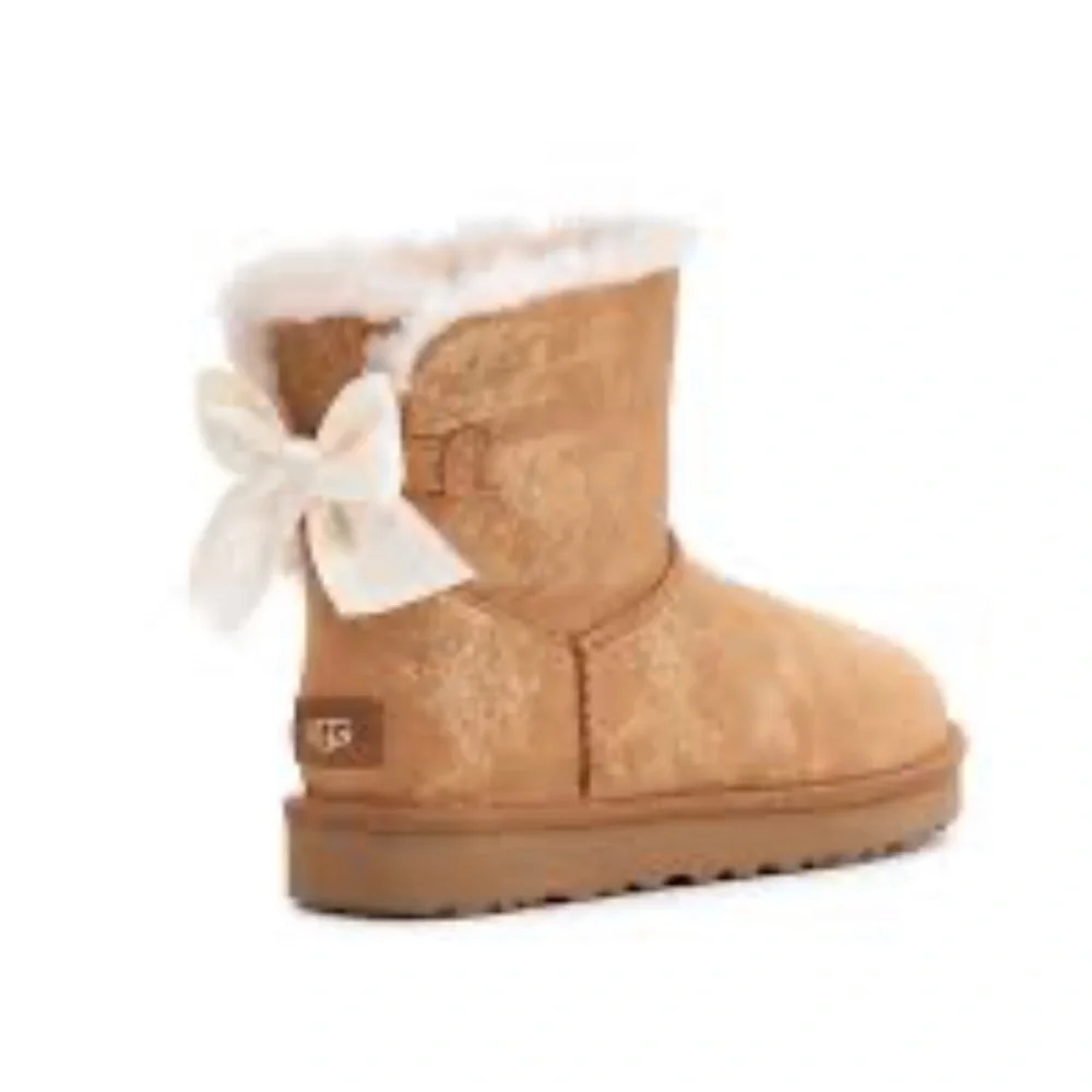NIB UGG Mini Bailey Bow